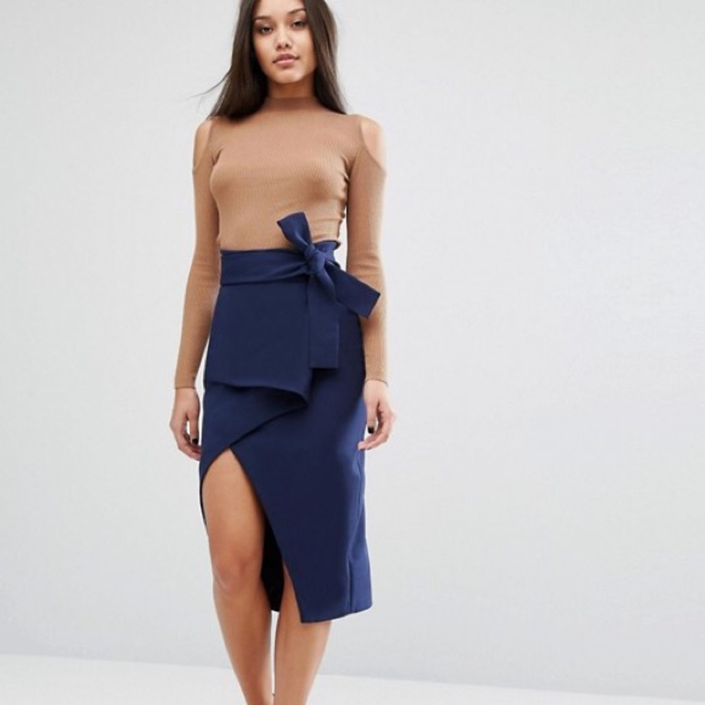 Lavish Alice tie asymmetrical wrap skirt size 2
